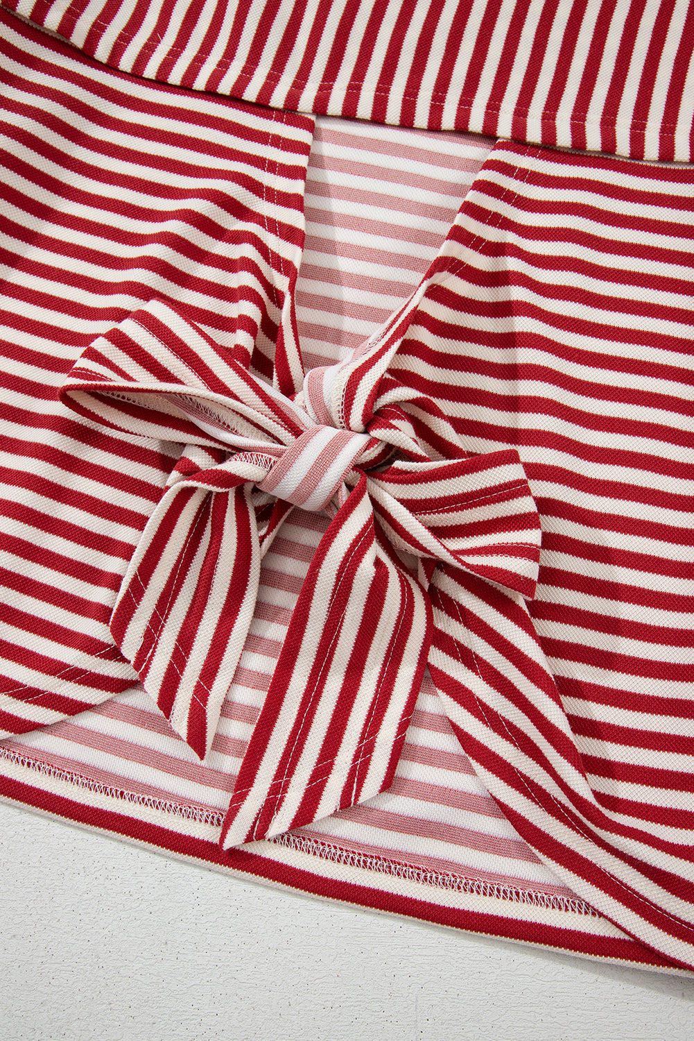 Black Stripe Bowknot Backless T-Shirt