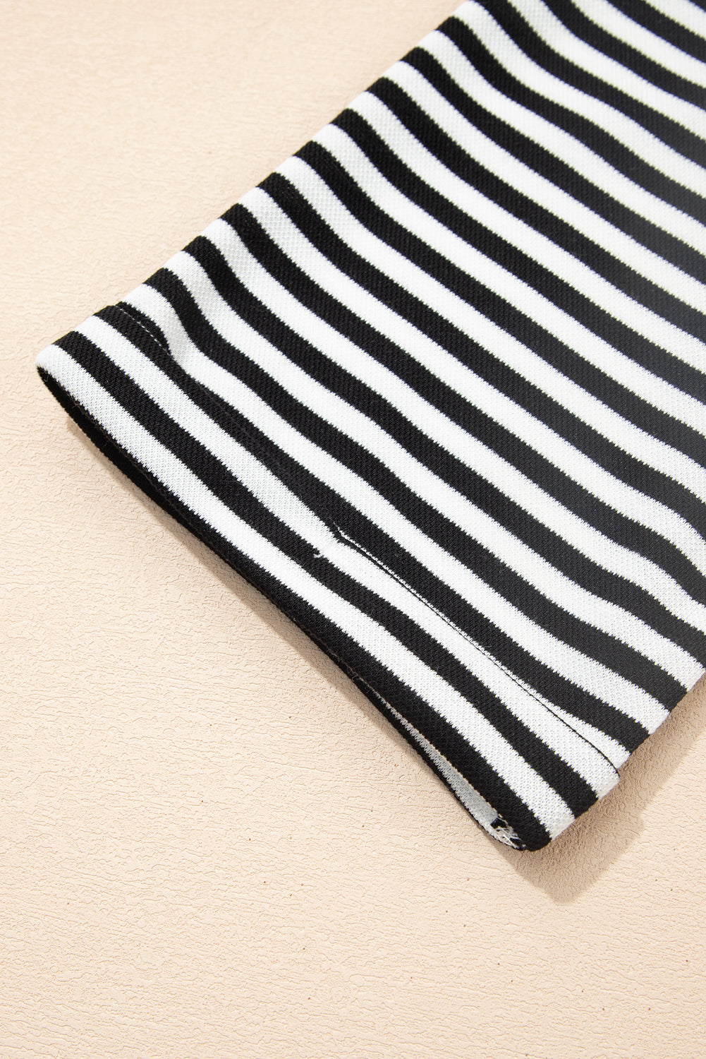 Black Stripe Bowknot Backless T-Shirt
