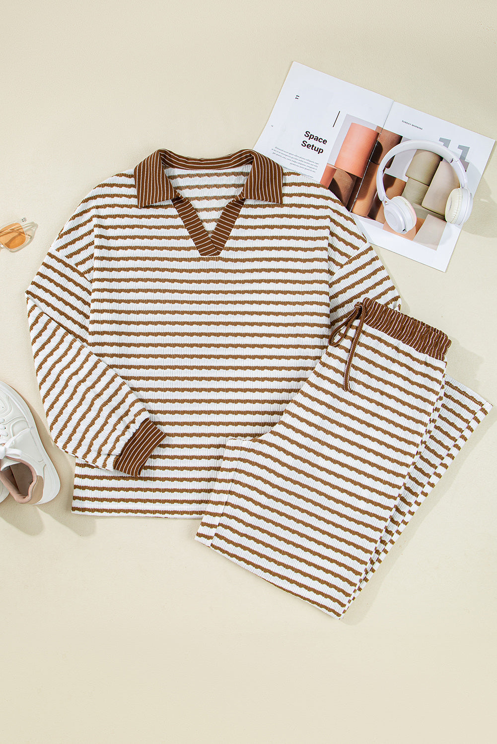 White Stripe Textured Collared Pullover Top and Drawstring Pants Set